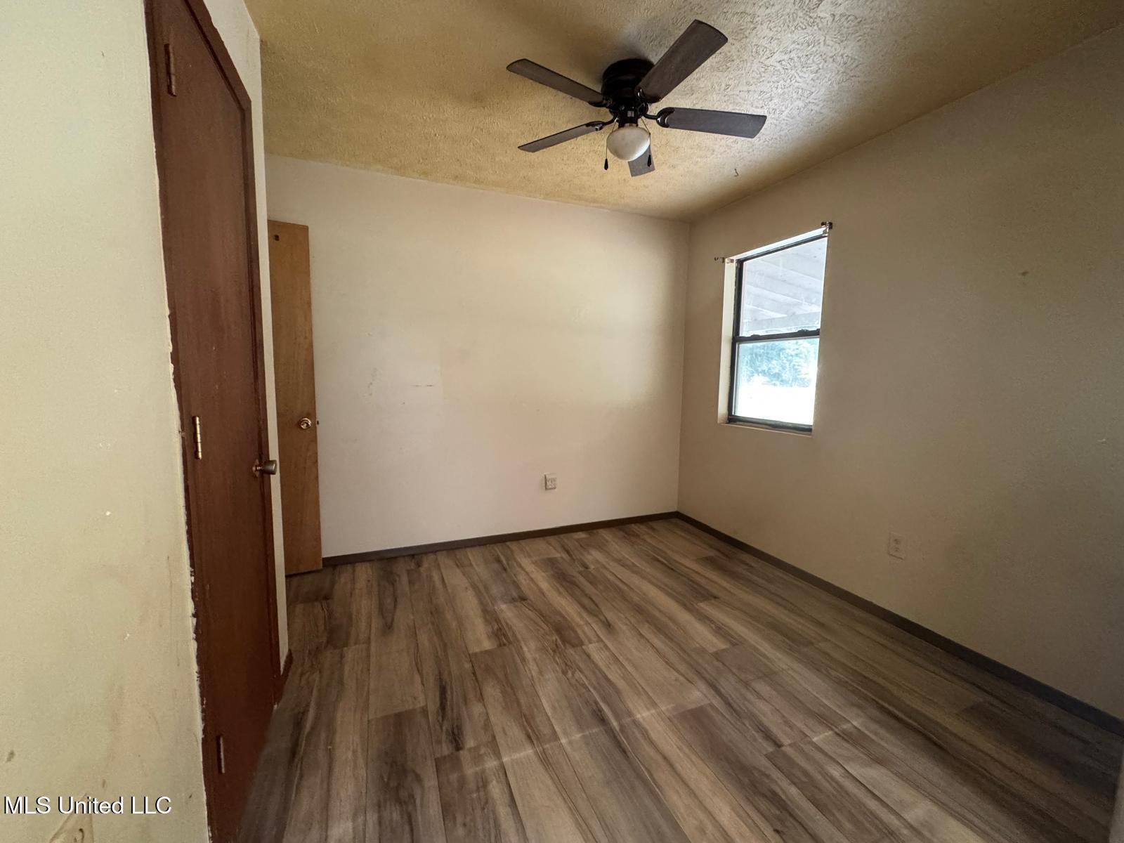 149 Star-Braxton Road Braxton, MS 39044 - Photo 7 of 23 WhatsApp Image 2025-09-05 at 16.19.51_76