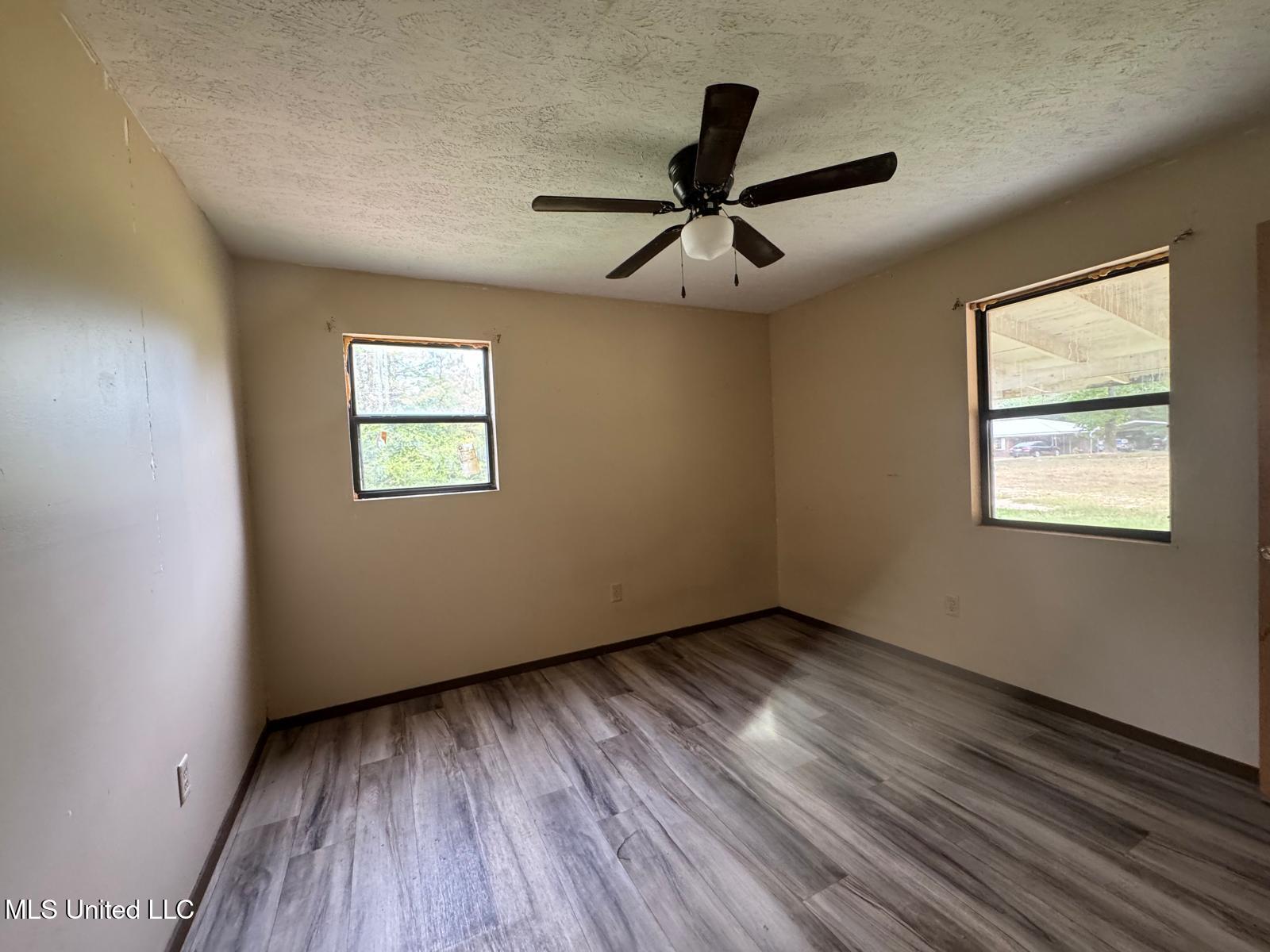 149 Star-Braxton Road Braxton, MS 39044 - Photo 8 of 23 WhatsApp Image 2025-09-05 at 16.19.51_4a