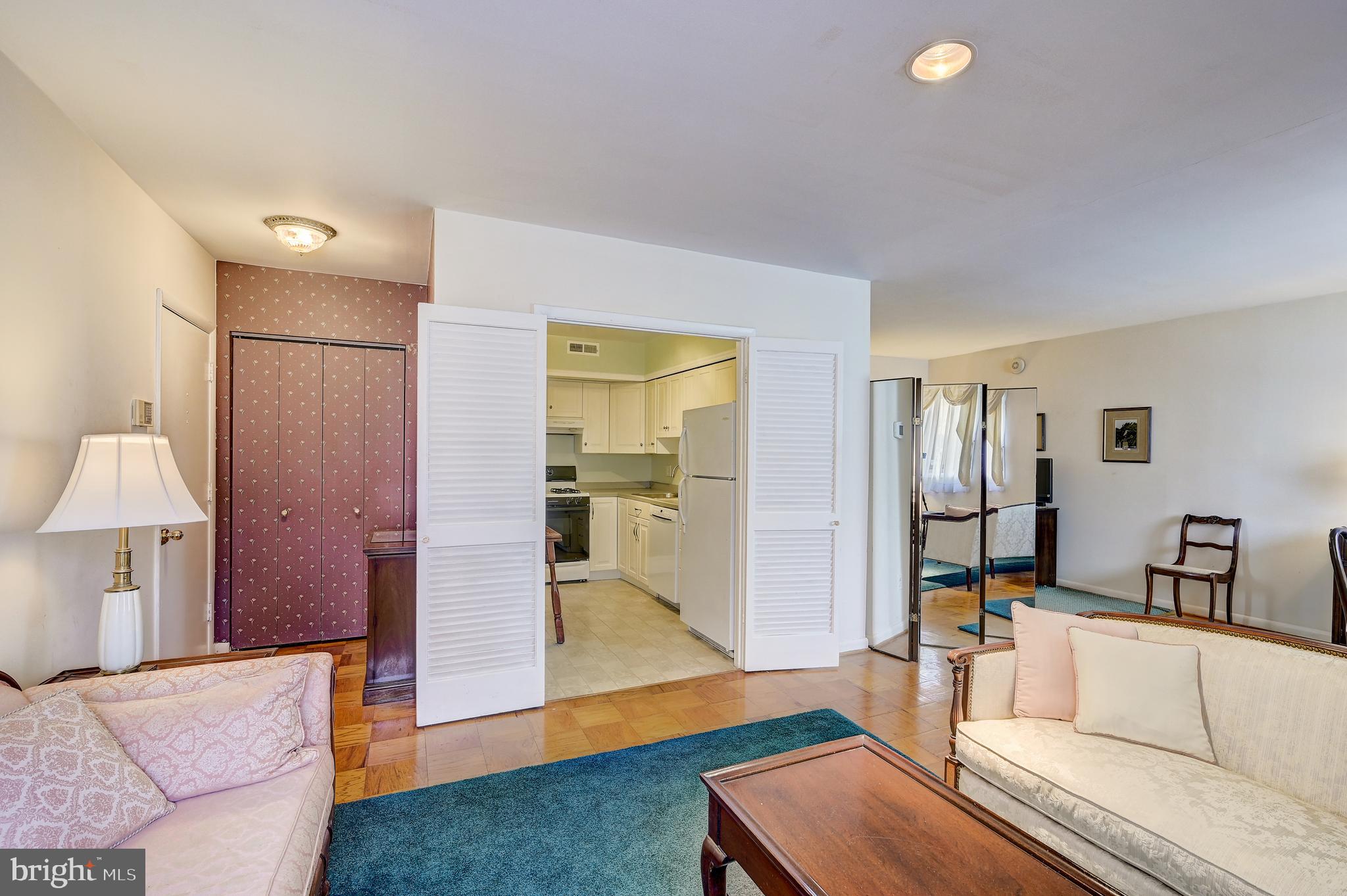16 Cross Keys Road, Unit 16A Baltimore, MD 21210 - Photo 7 of 27