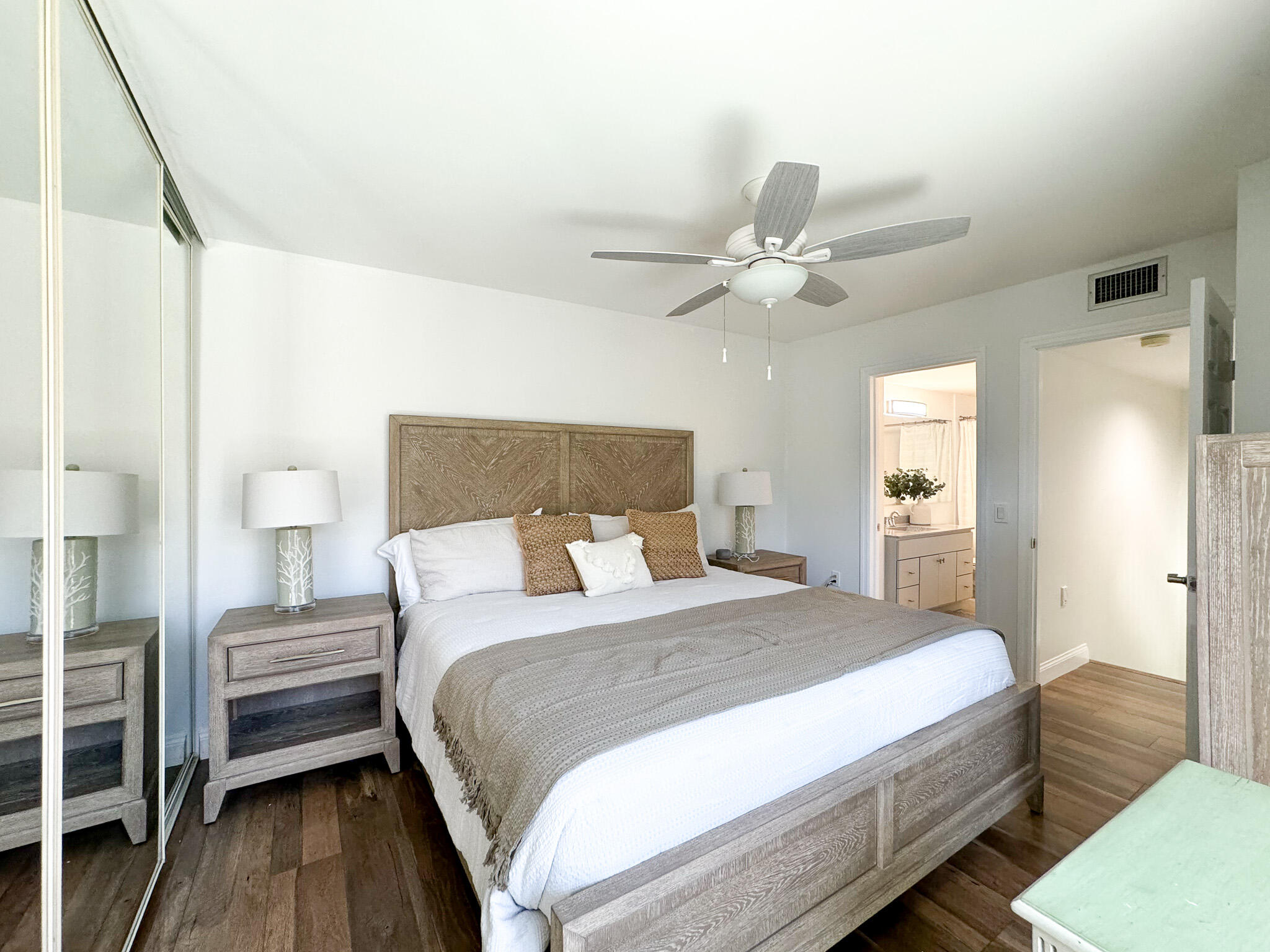 2821 28th Court Jupiter, FL 33477 - Photo 12 of 29 IMG_3207