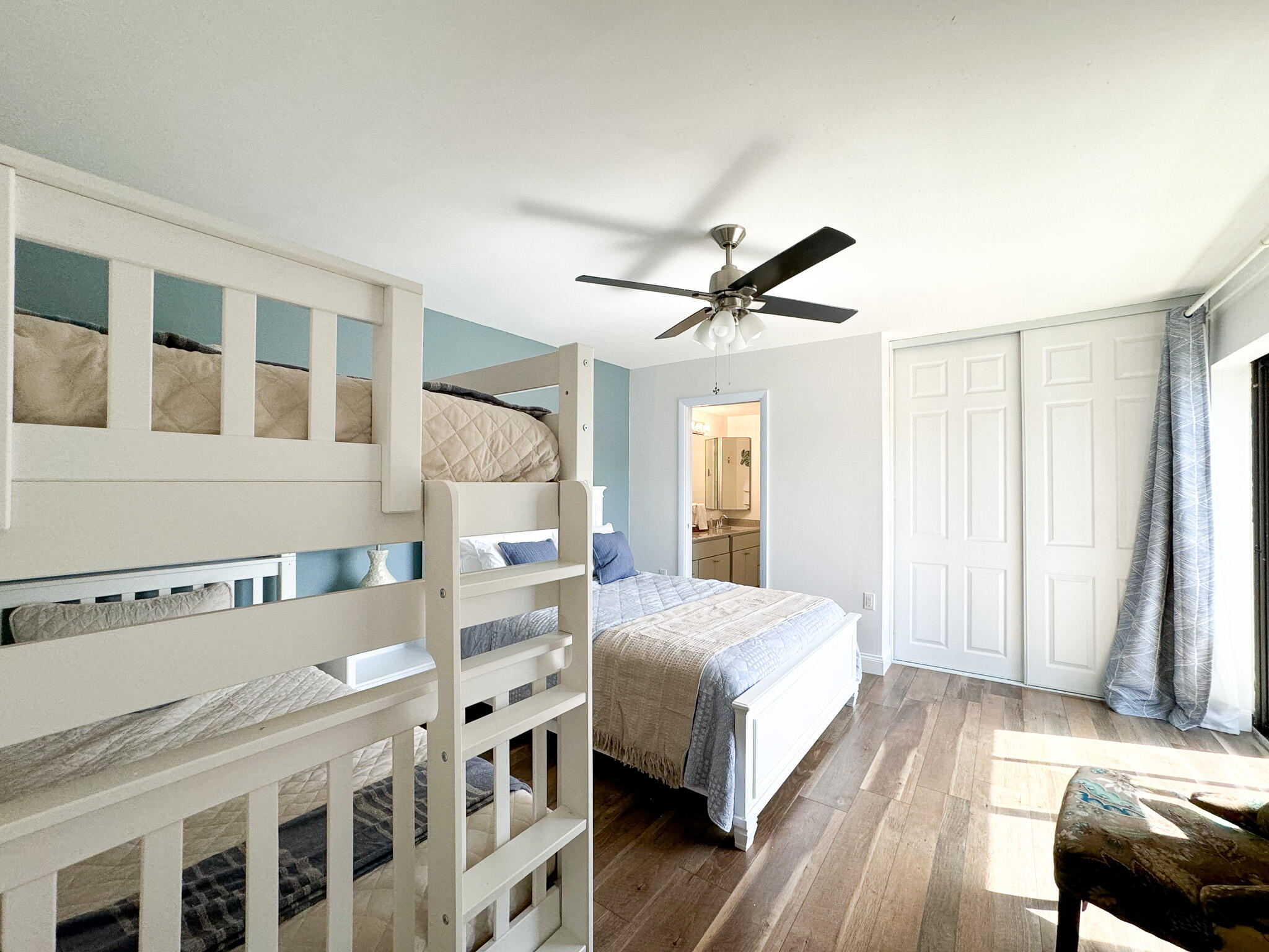 2821 28th Court Jupiter, FL 33477 - Photo 16 of 29 IMG_3212