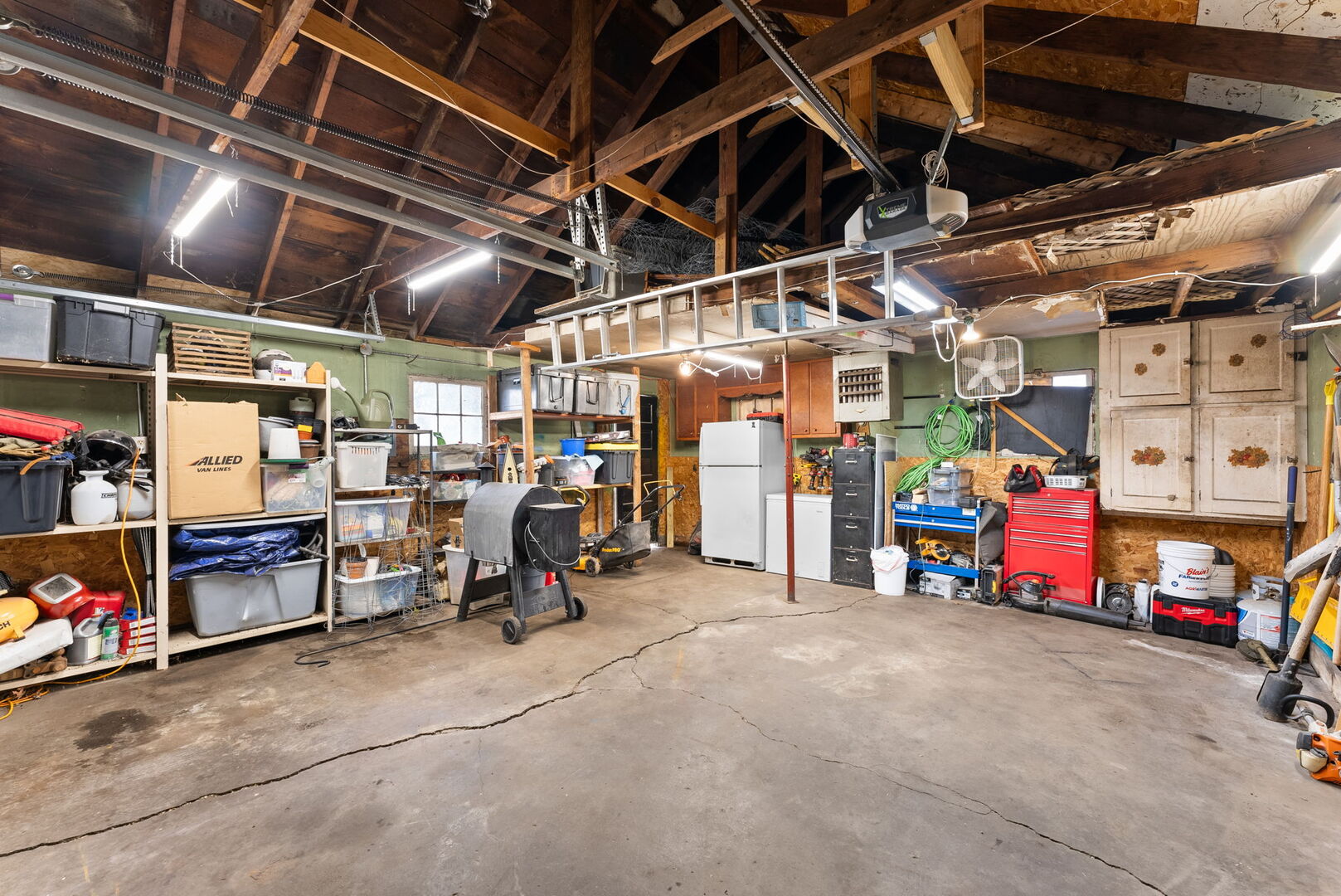 606 Indian Road Davenport, IA 52802 - Photo 27 of 30