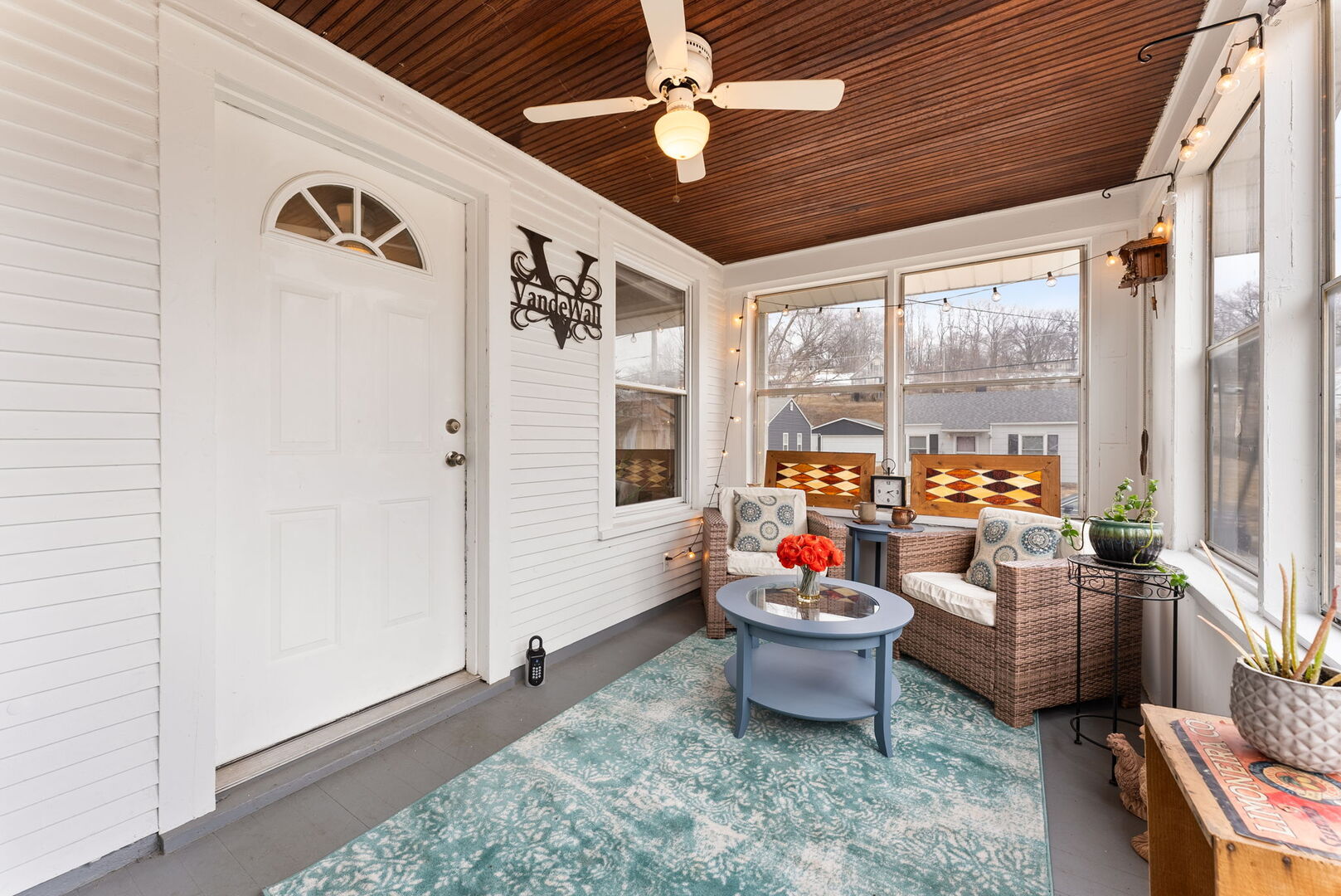 606 Indian Road Davenport, IA 52802 - Photo 4 of 30