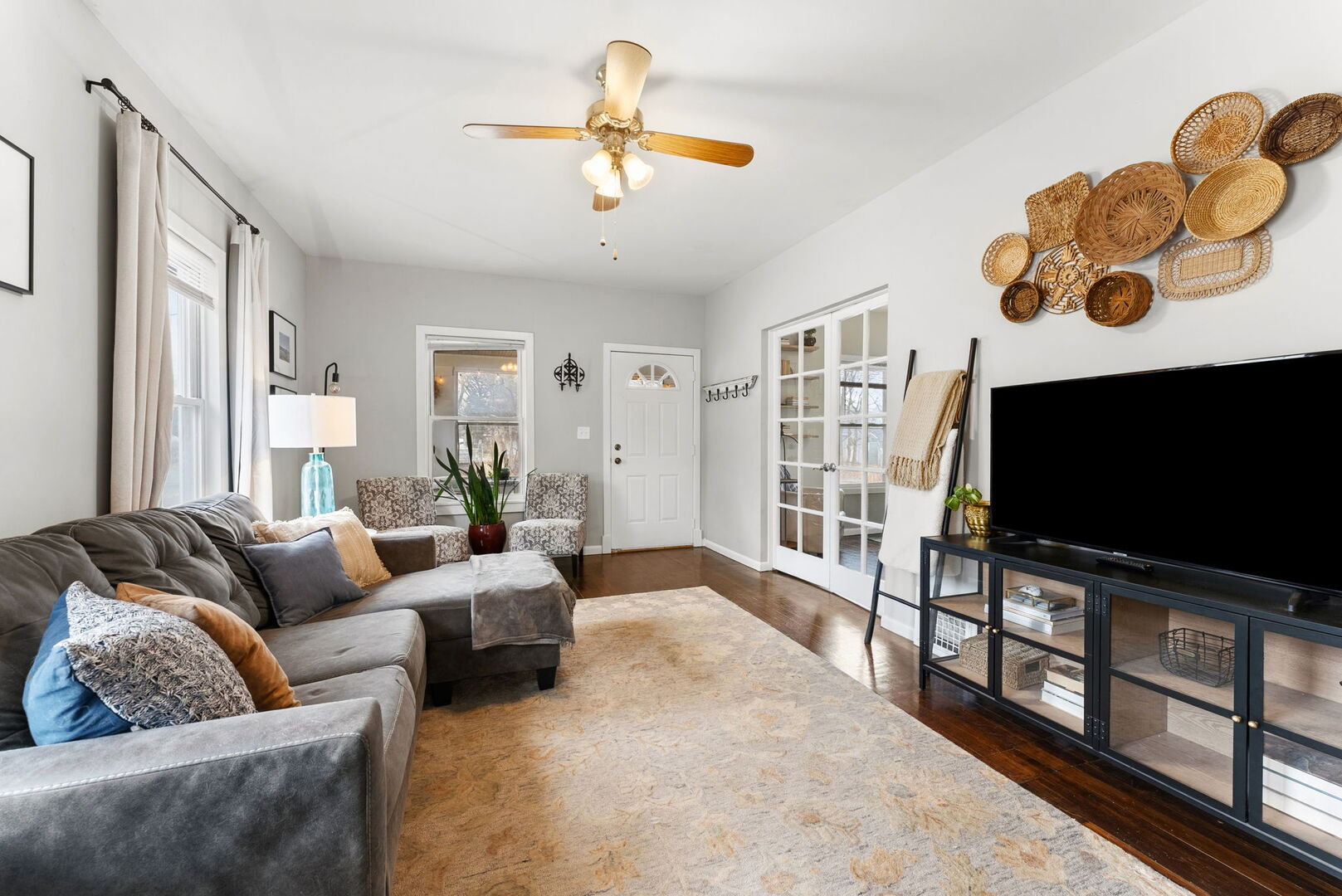 606 Indian Road Davenport, IA 52802 - Photo 7 of 30