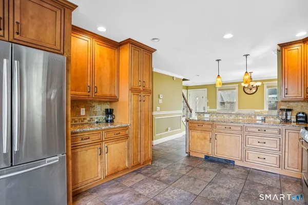 $475,000 | 97 Coram Road, Shelton, CT 06484