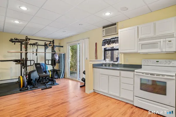 $475,000 | 97 Coram Road, Shelton, CT 06484