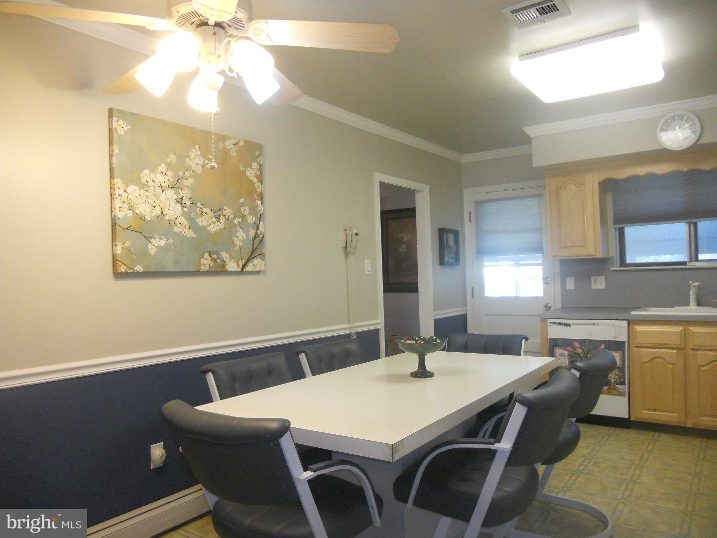 3783 Ridgeview Road Huntingdon Valley, PA 19006 - Photo 5 of 14 Gallery Image 5