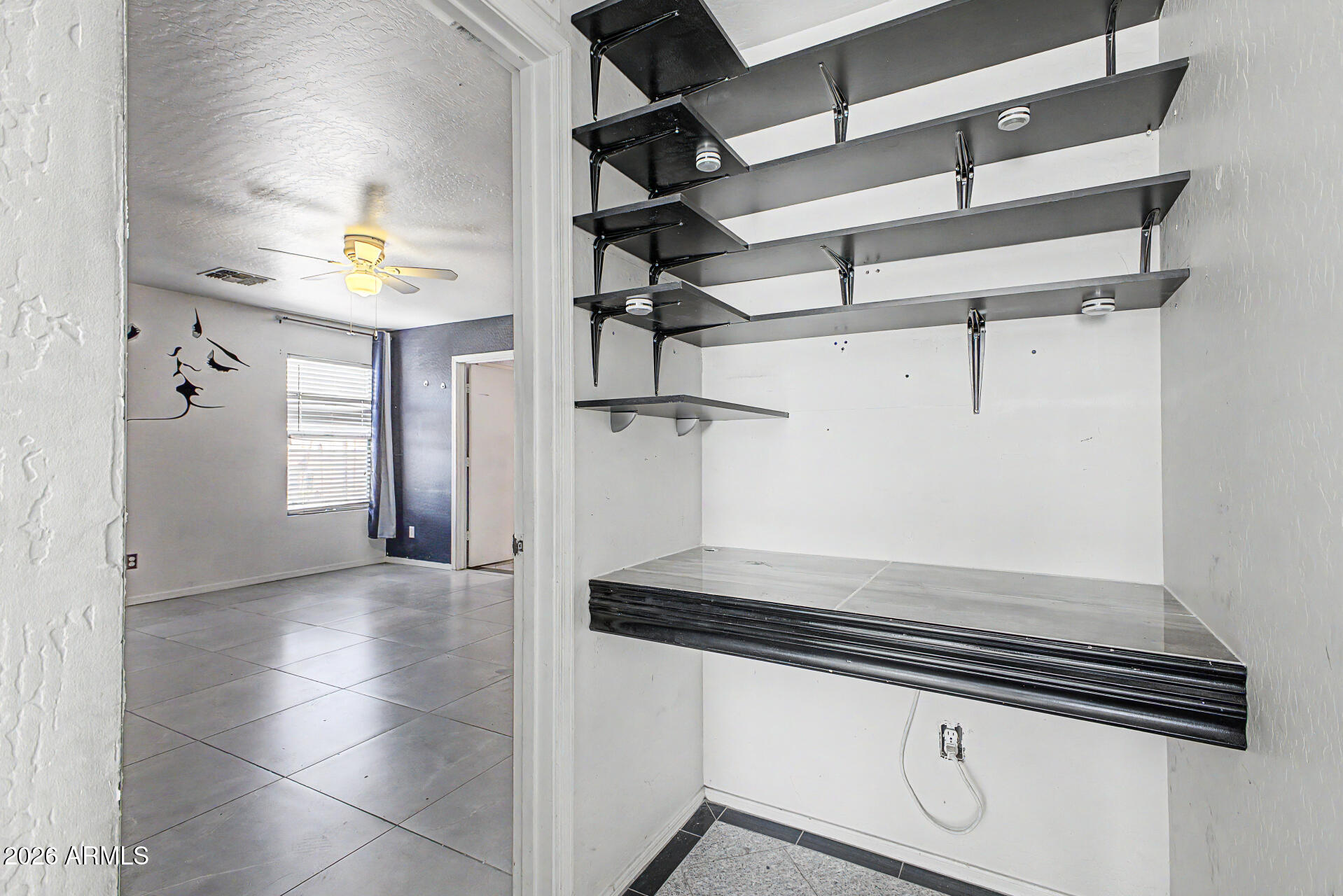 3222 West Apollo Road Phoenix, AZ 85041 - Photo 16 of 29 17 - Apollo