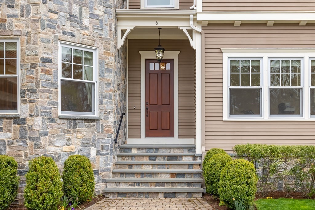 6 Abbott Lane Bedford, MA 01730 - Photo 2 of 41