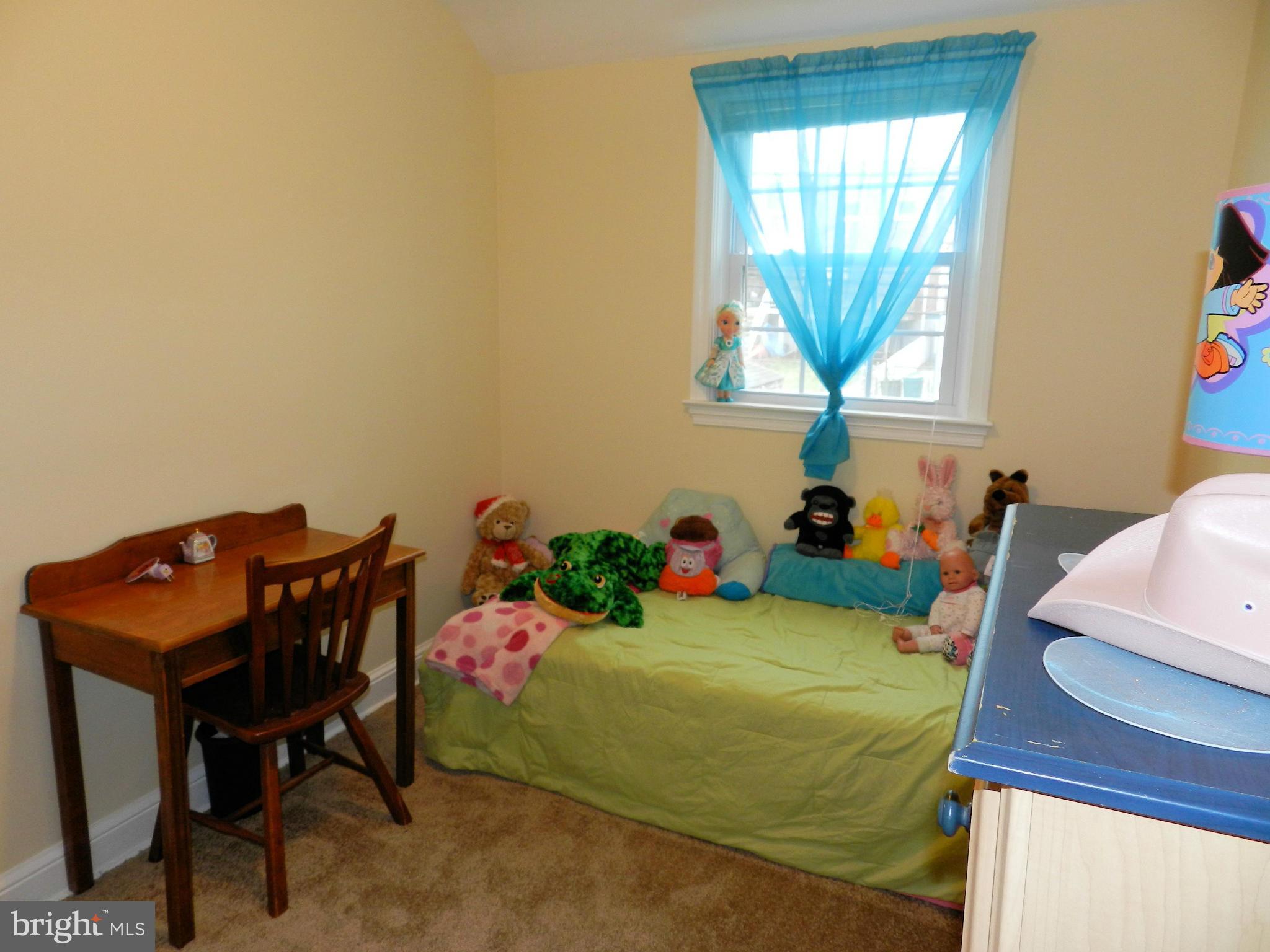 8334 Oakleigh Road Baltimore, MD 21234 - Photo 14 of 25 Bedroom