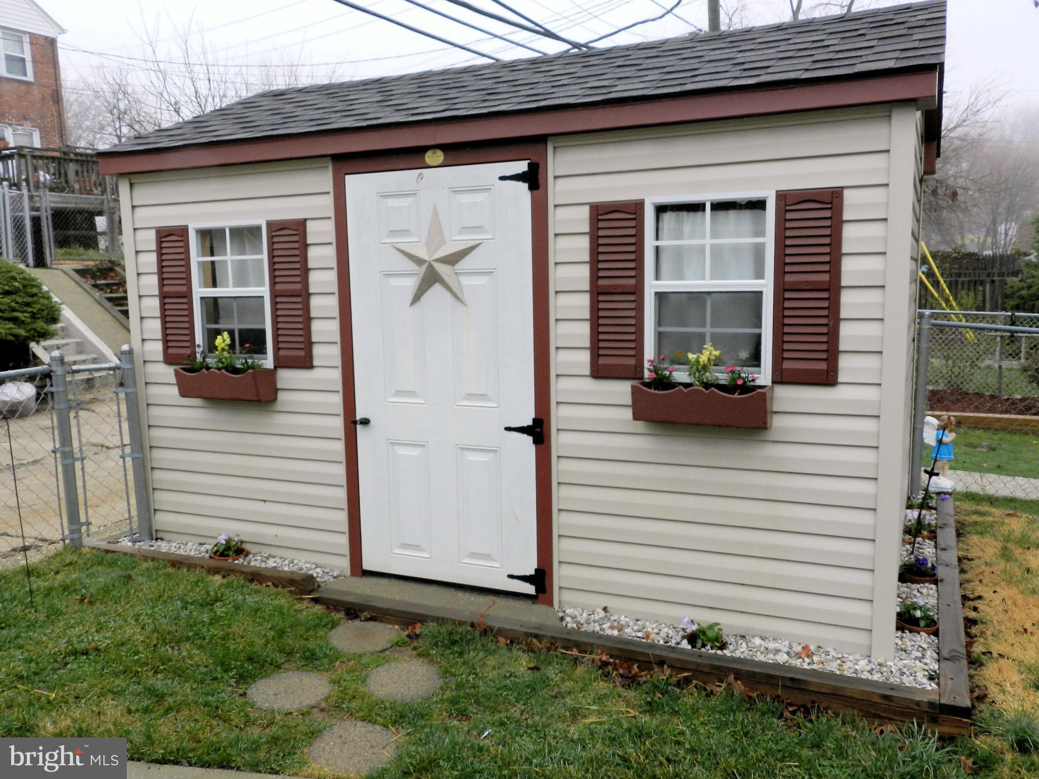 8334 Oakleigh Road Baltimore, MD 21234 - Photo 19 of 25 Exterior (Rear)