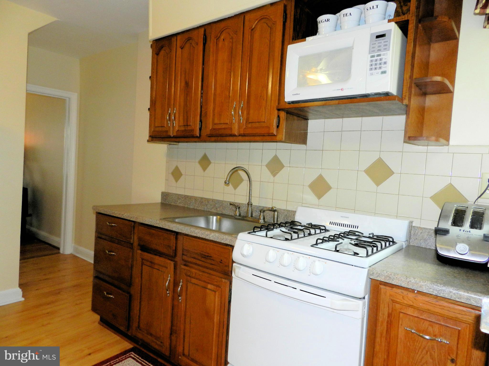 8334 Oakleigh Road Baltimore, MD 21234 - Photo 6 of 25 Kitchen