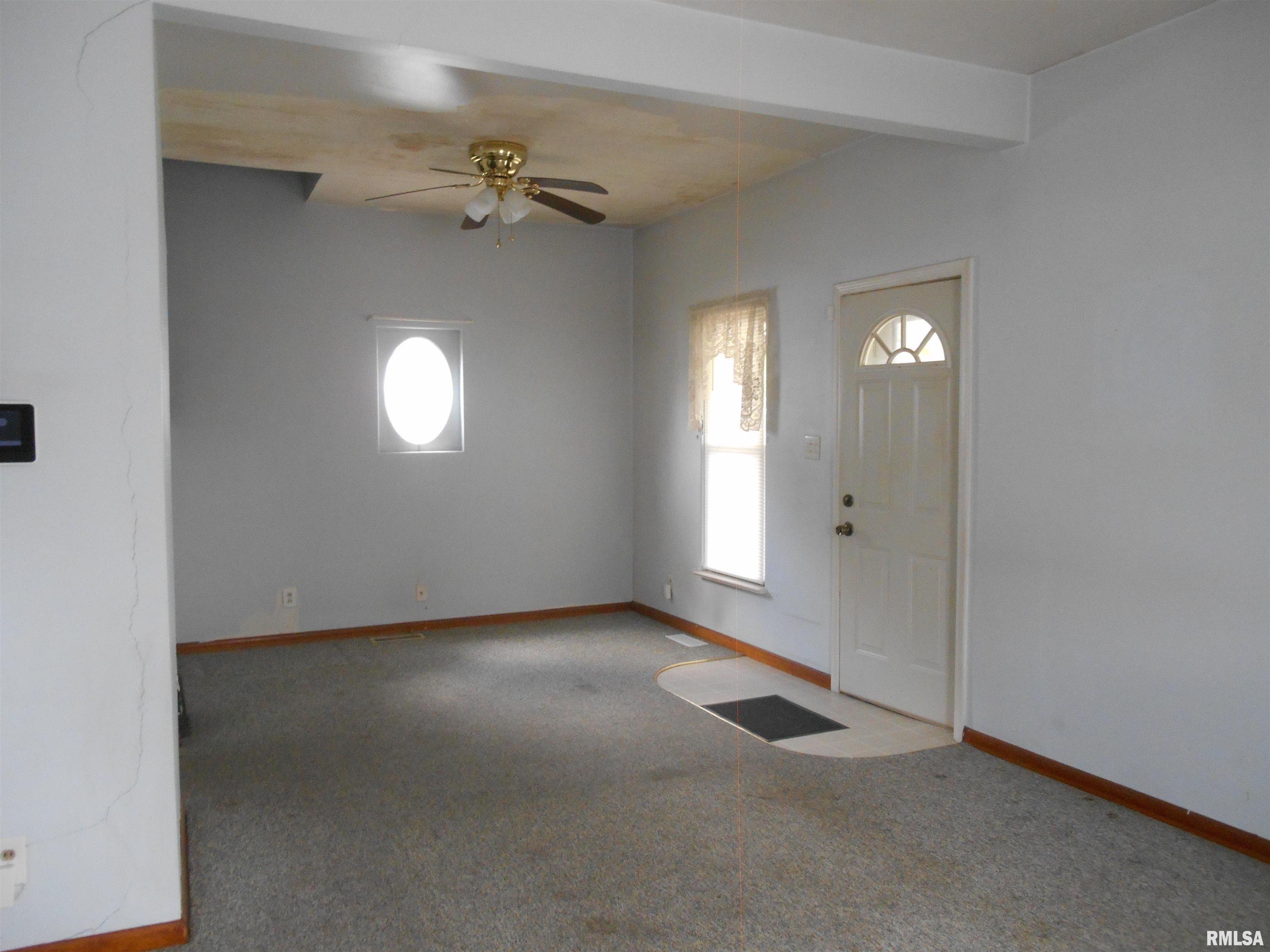 1805 East Keys Avenue Springfield, IL 62702 - Photo 5 of 34