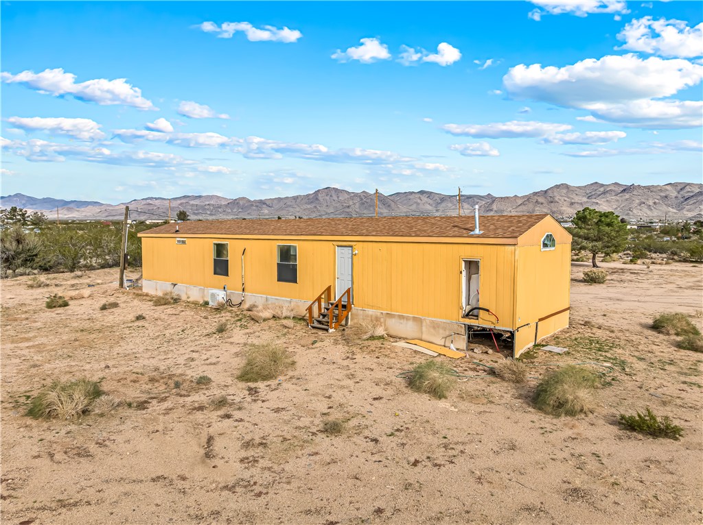 3649 Araby Road Golden Valley, AZ 86413 - Photo 2 of 26 Gallery Image 2
