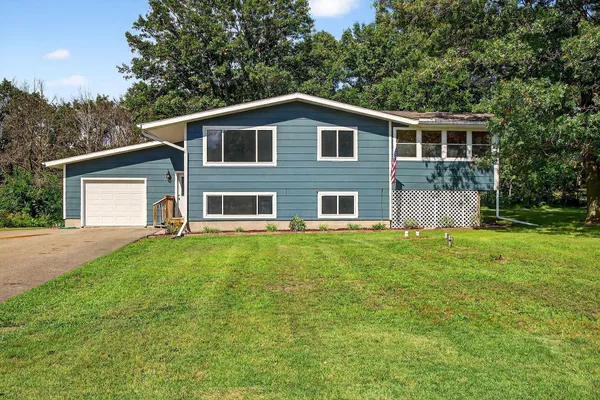 $335,000 | 65302 145th Avenue, Wabasha, MN 55981