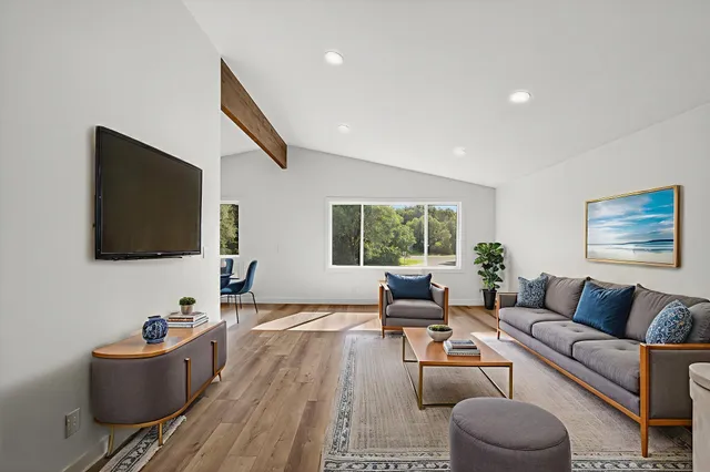 $349,900 | 65302 145th Avenue, Wabasha, MN 55981