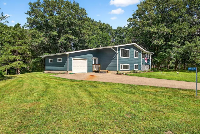 $349,900 | 65302 145th Avenue, Wabasha, MN 55981