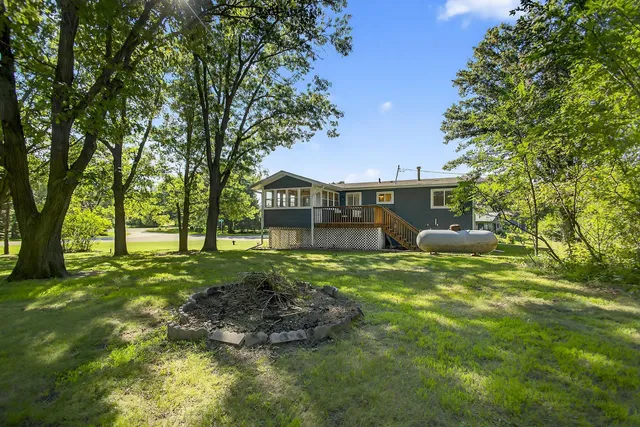 $349,900 | 65302 145th Avenue, Wabasha, MN 55981