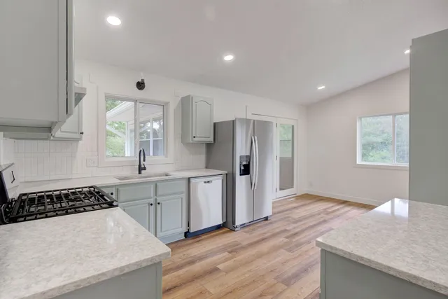 $349,900 | 65302 145th Avenue, Wabasha, MN 55981