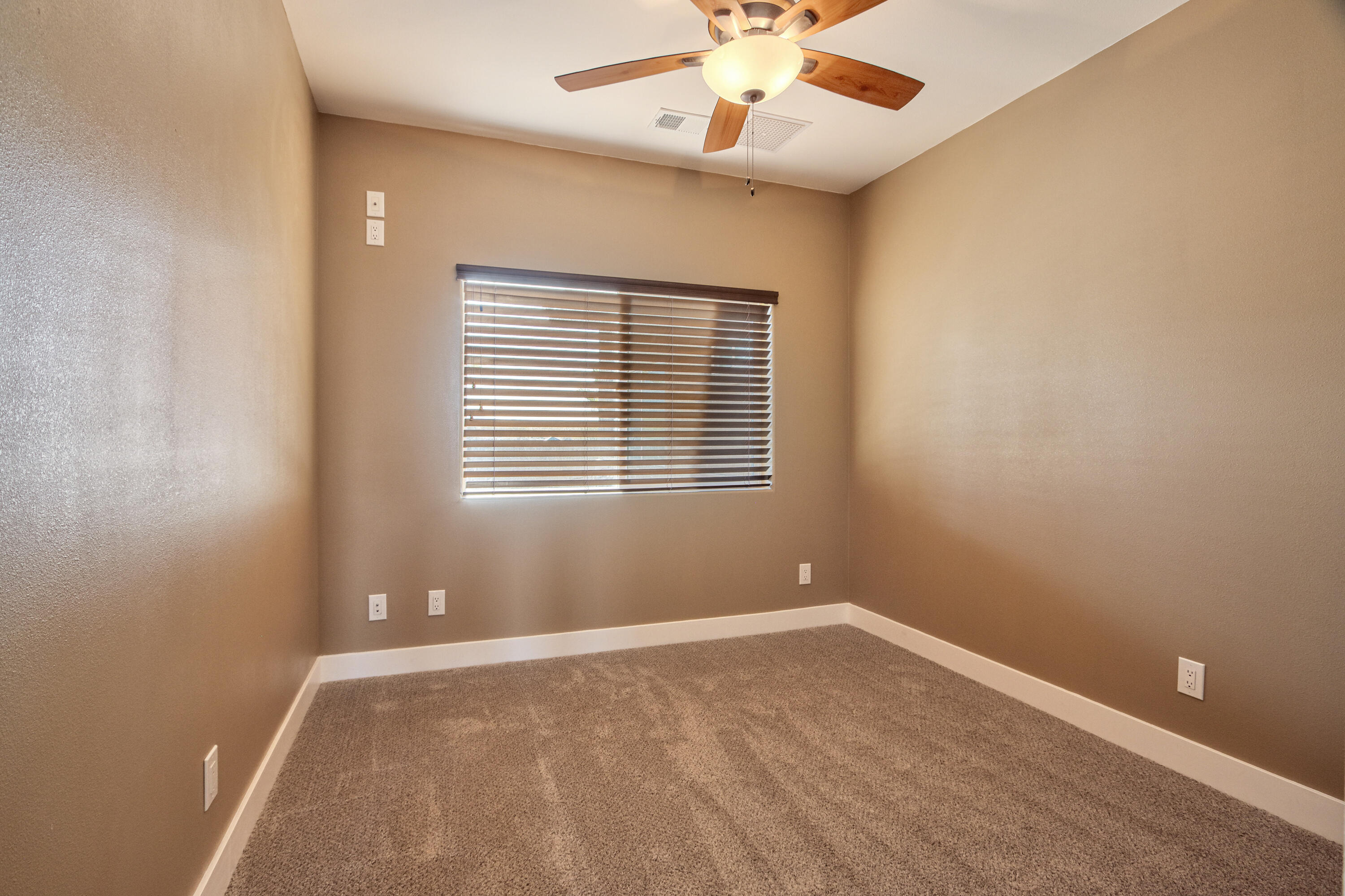 7225 Adobe Road Twentynine Palms, CA 92277 - Photo 47 of 78 37-Bedroom