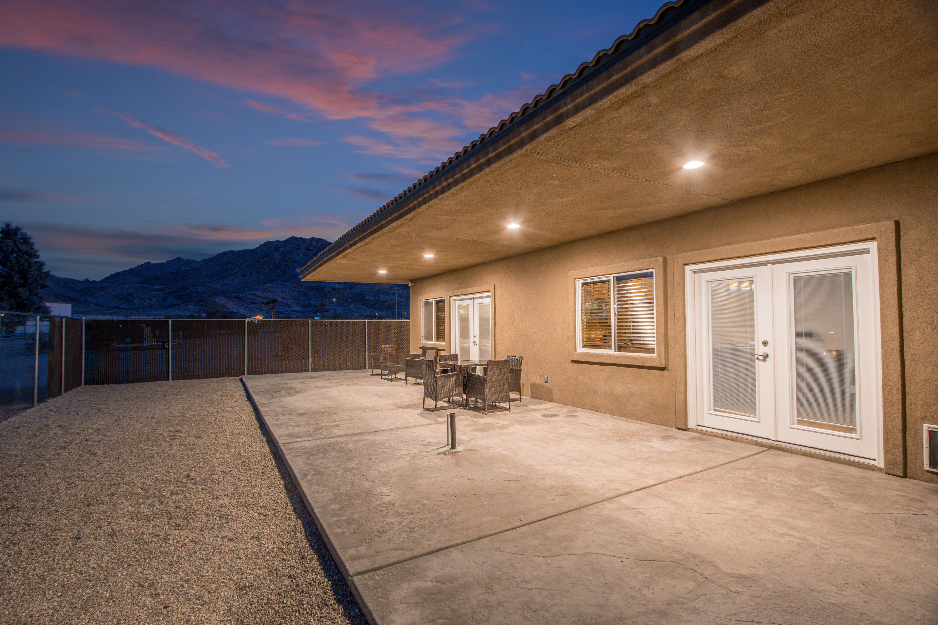 7225 Adobe Road Twentynine Palms, CA 92277 - Photo 64 of 78 67-Twilight