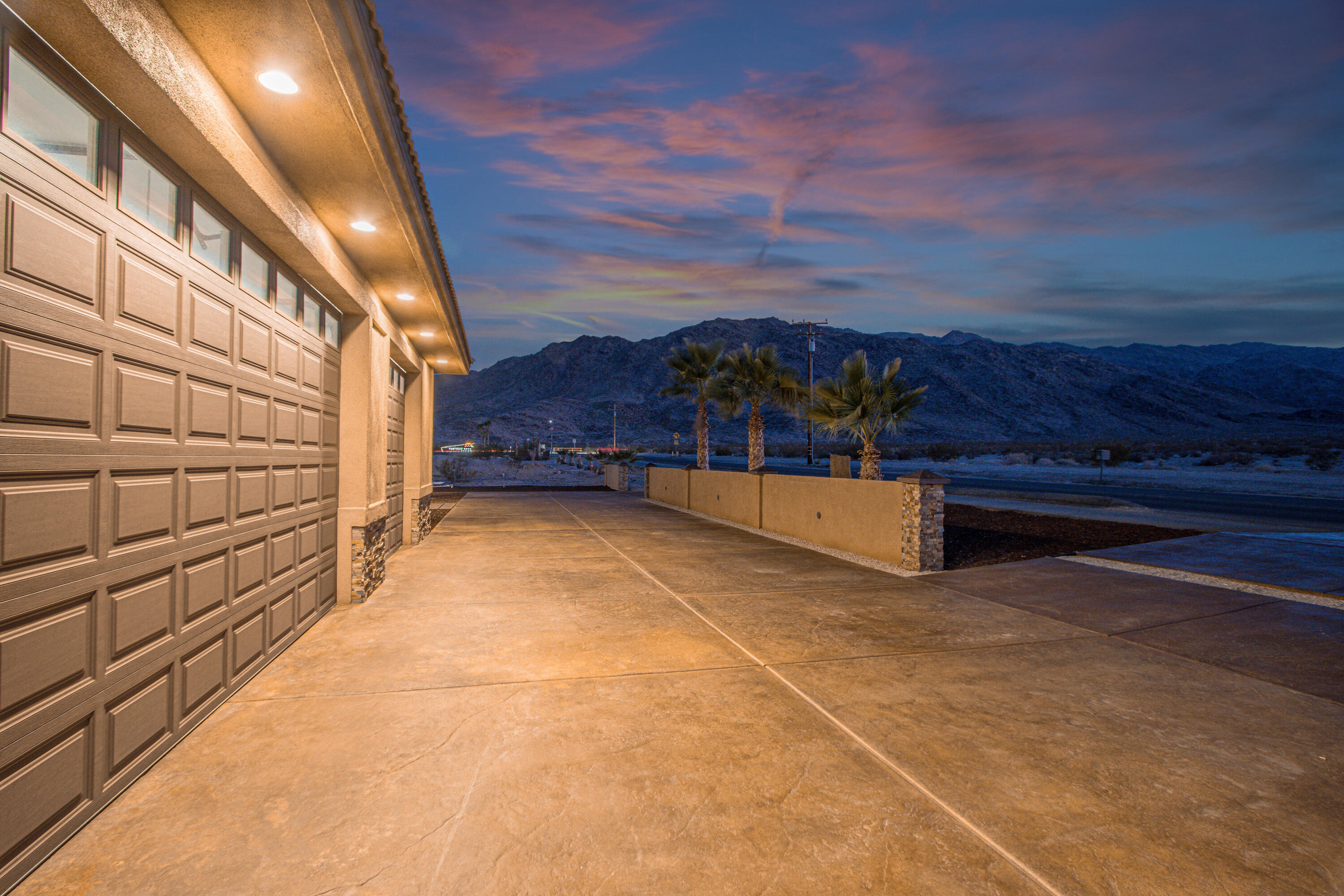 7225 Adobe Road Twentynine Palms, CA 92277 - Photo 65 of 78 68-Twilight