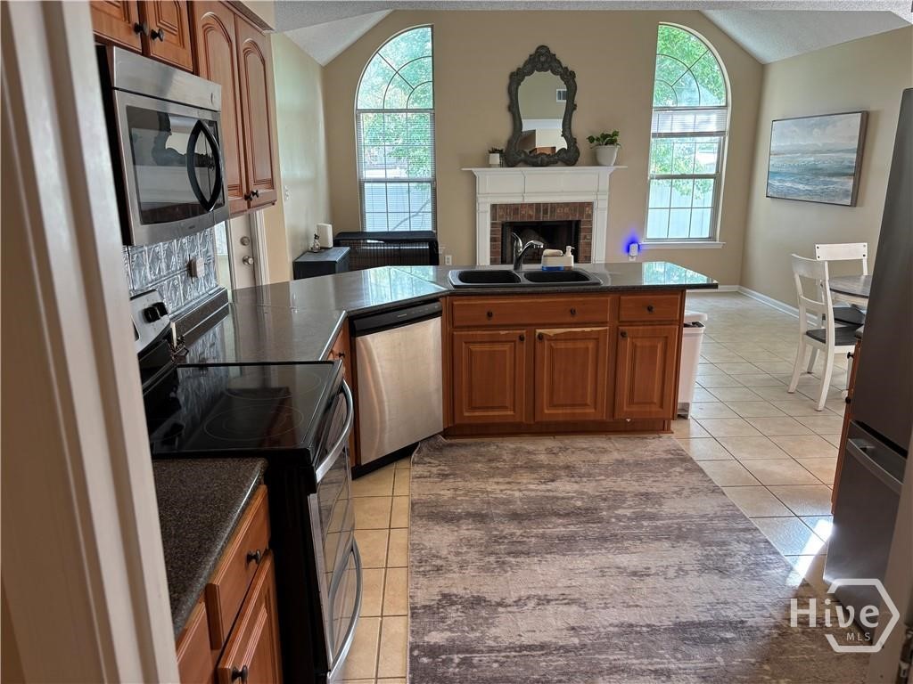 157 Lions Gate Road Savannah, GA 31419 - Photo 9 of 16