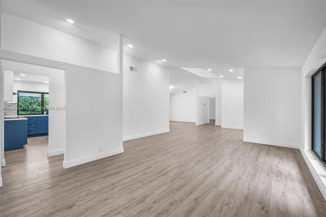 $7,000 | 11476 Sundance Lane, Boca Raton, FL 33428