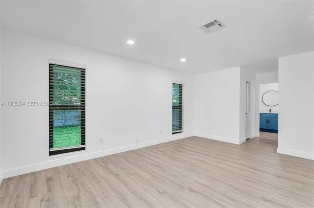 $7,000 | 11476 Sundance Lane, Boca Raton, FL 33428