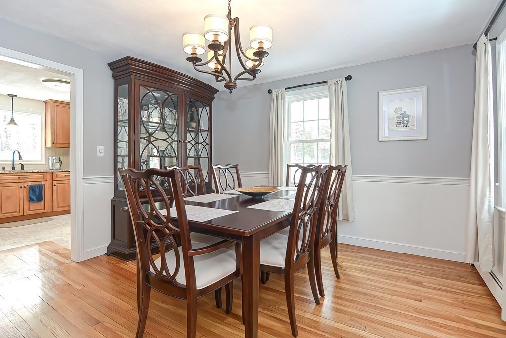 17 Eleanor Road Walpole, MA 02081 - Photo 14 of 31