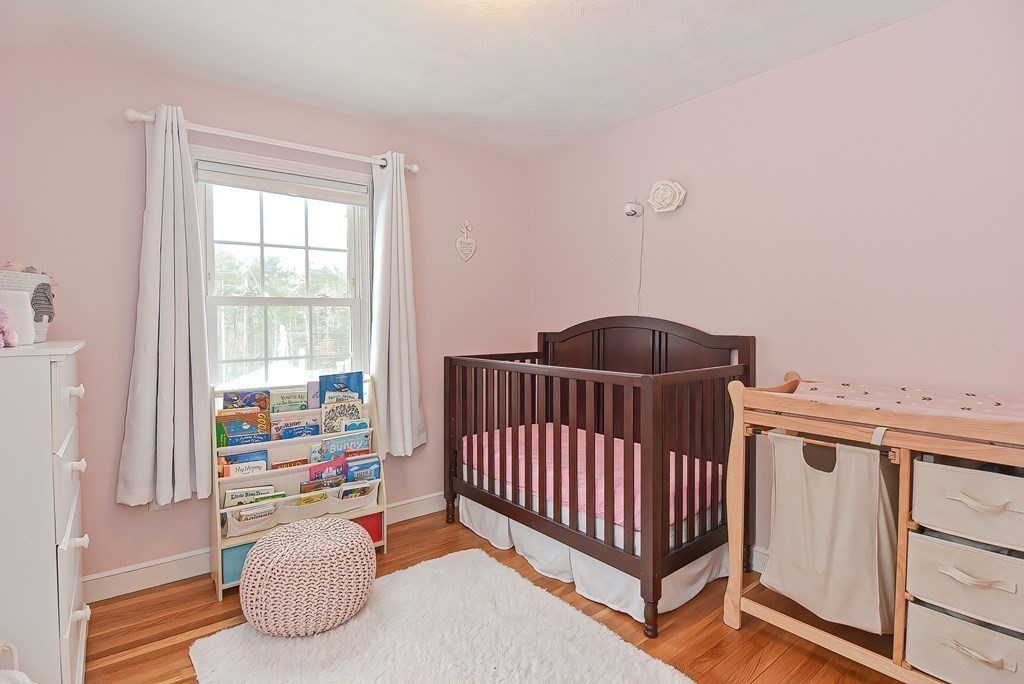 17 Eleanor Road Walpole, MA 02081 - Photo 20 of 31