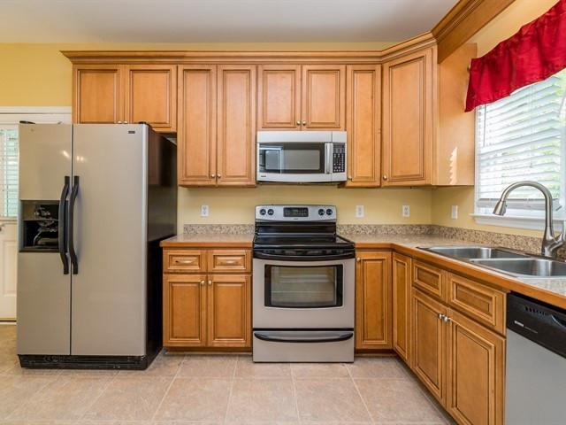 1608 Lethbridge Court Raleigh, NC 27606 - Photo 6 of 25 Photo 6