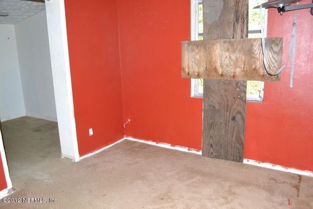 554 Sapelo Road Jacksonville, FL 32216 - Photo 8 of 12 7 Bedroom3