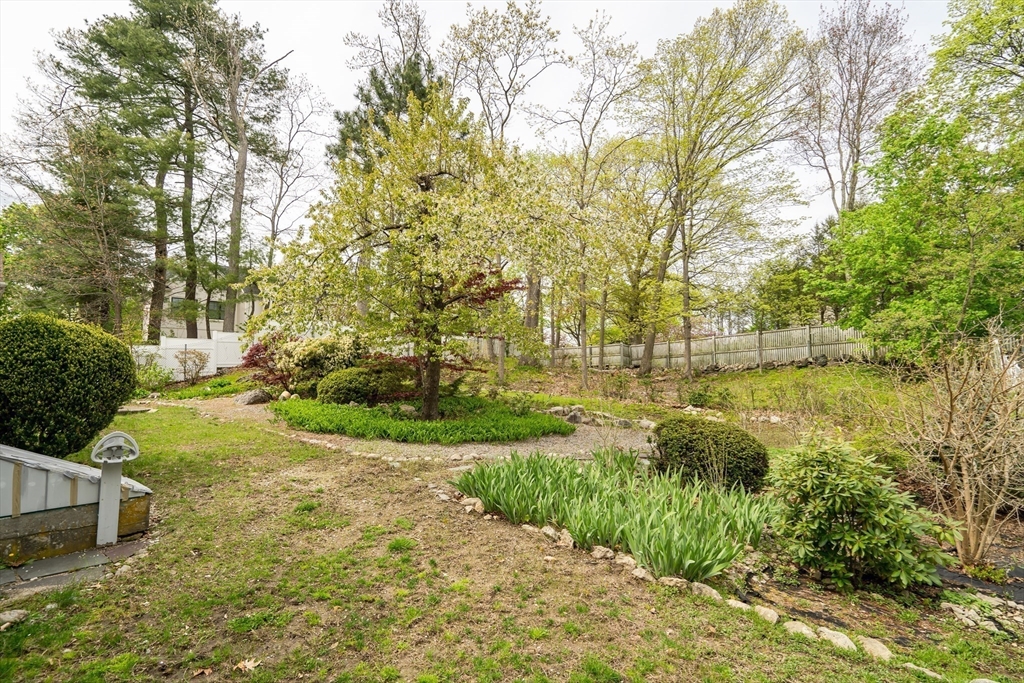 100 Hartman Road Newton, MA 02459 - Photo 4 of 10 Gallery Image 4