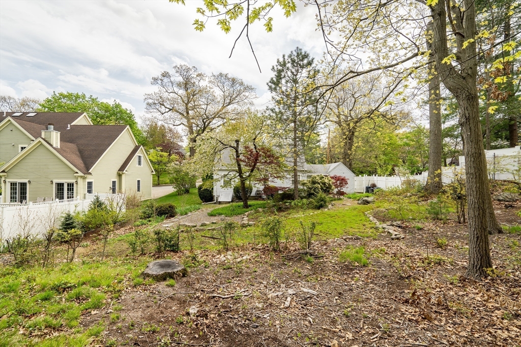 100 Hartman Road Newton, MA 02459 - Photo 5 of 10 Gallery Image 5