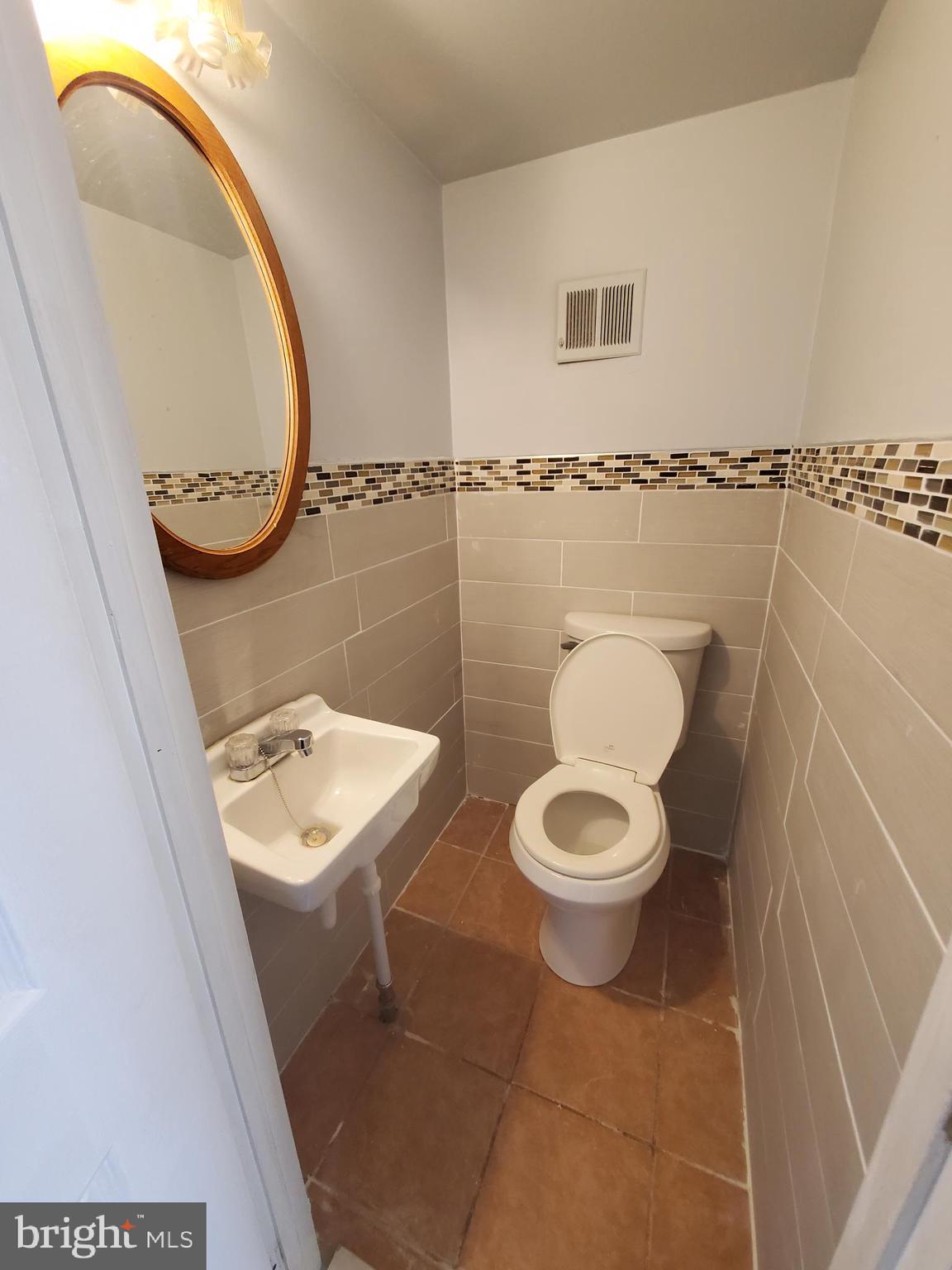 3491 Kirkwood Road Philadelphia, PA 19114 - Photo 16 of 26 Gallery Image 16