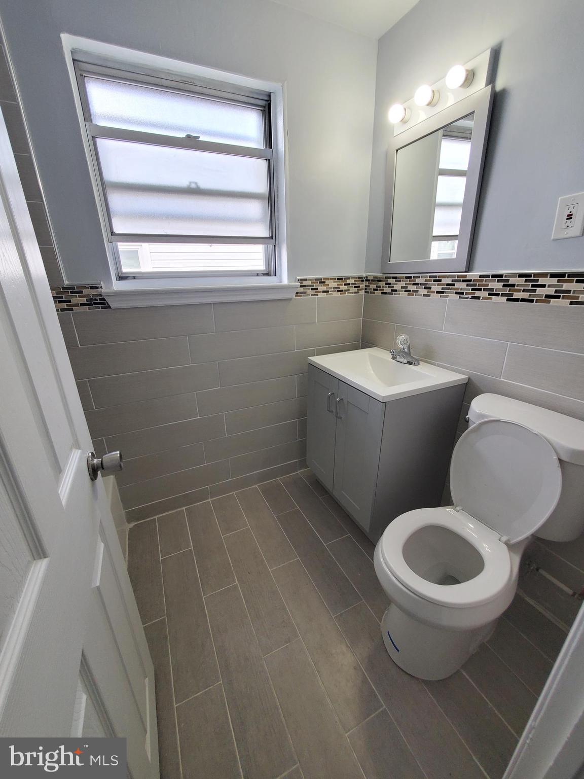 3491 Kirkwood Road Philadelphia, PA 19114 - Photo 8 of 26 Gallery Image 8