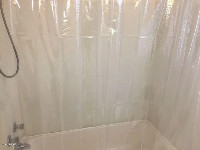 $500 | 125 Taylor Street, Unit 1/2, New Iberia, LA 70560