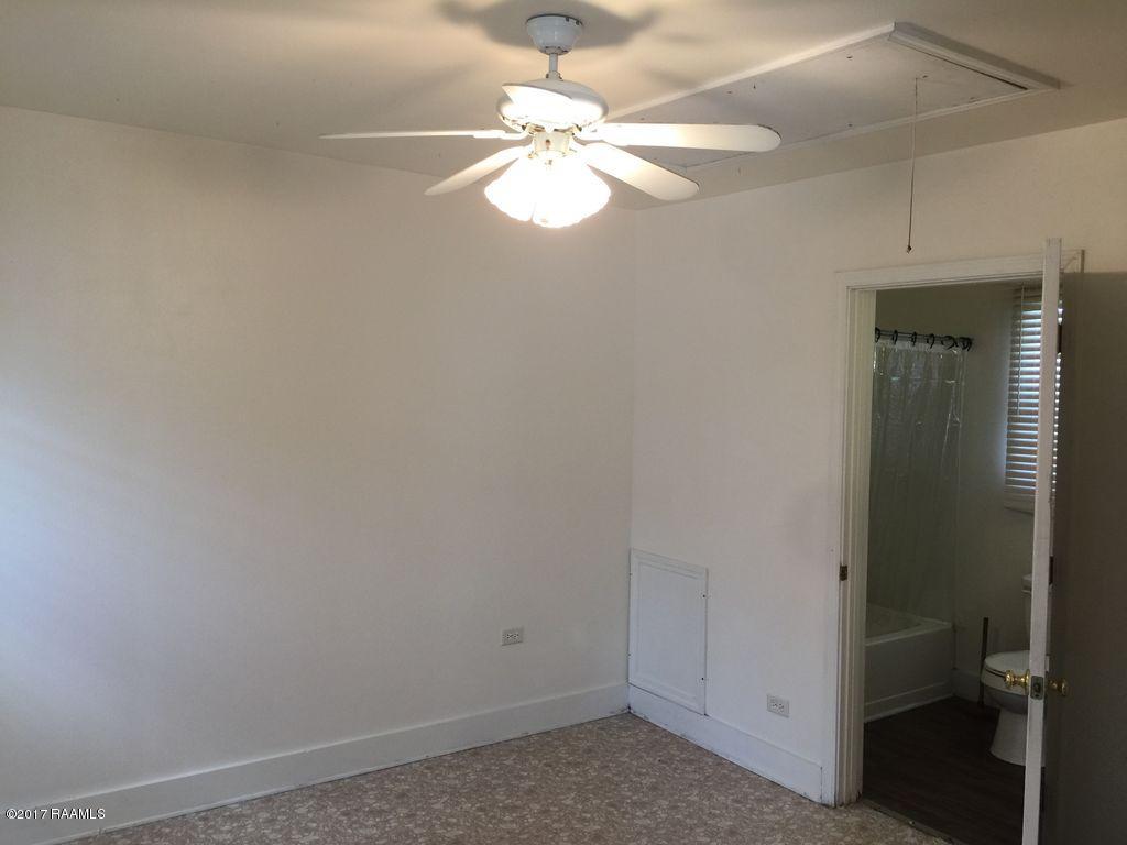 125 Taylor Street, Unit 1/2 New Iberia, LA 70560 - Photo 9 of 15 ISe8301zmqswbz0000000000