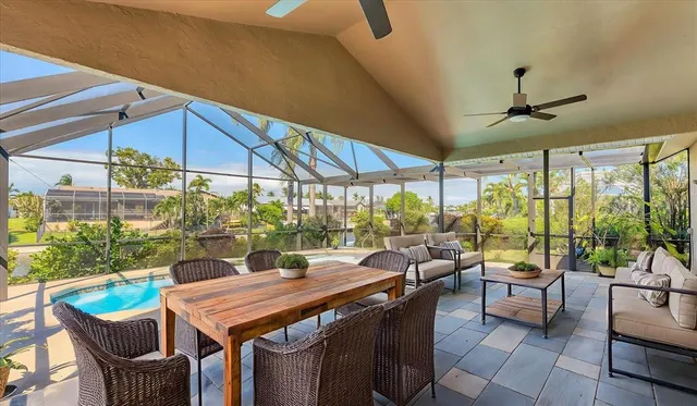 $799,900 | 4704 Coral Lake Drive, Bradenton, FL 34210