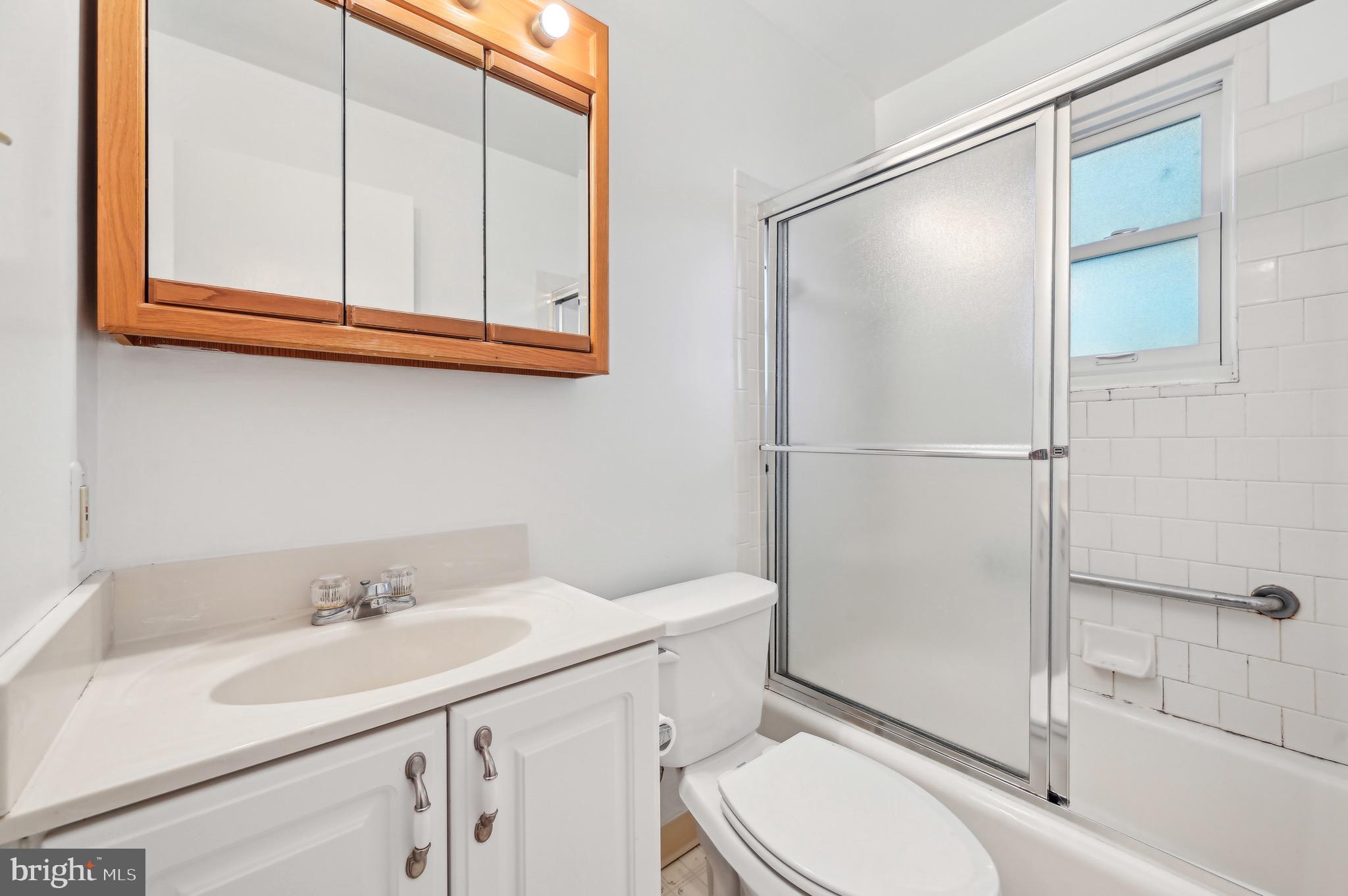 225 Dunlap Road Pasadena, MD 21122 - Photo 23 of 47 Gallery Image 23