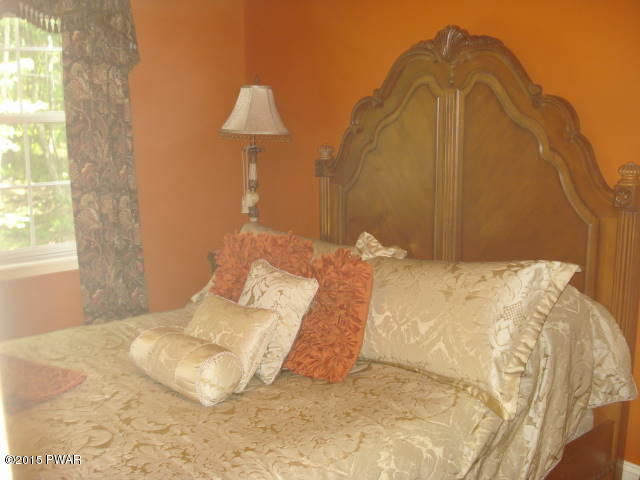 113 Sawkill Road Milford, PA 18337 - Photo 42 of 65 Gallery Image 42
