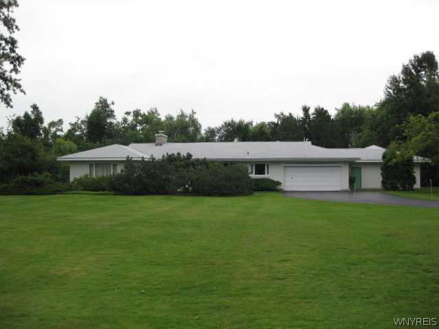 571 Lebrun Road Amherst, NY 14226 - Photo 1 of 1 Exterior Front