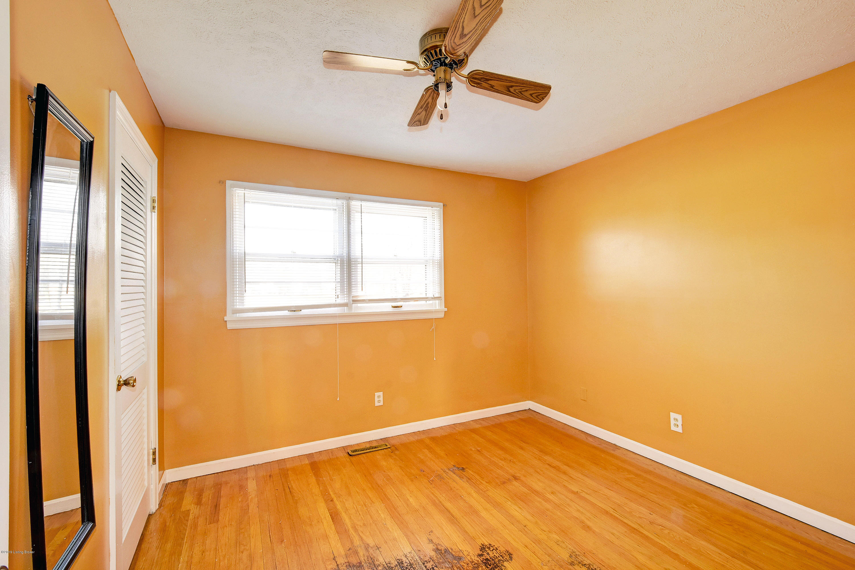 1102 Clayborne Road Louisville, KY 40214 - Photo 26 of 30 _DSC1952_4_5