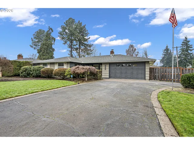 $750,000 | 1193 Rio Glen Drive, Eugene, OR 97401