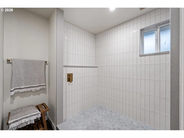 $750,000 | 1193 Rio Glen Drive, Eugene, OR 97401