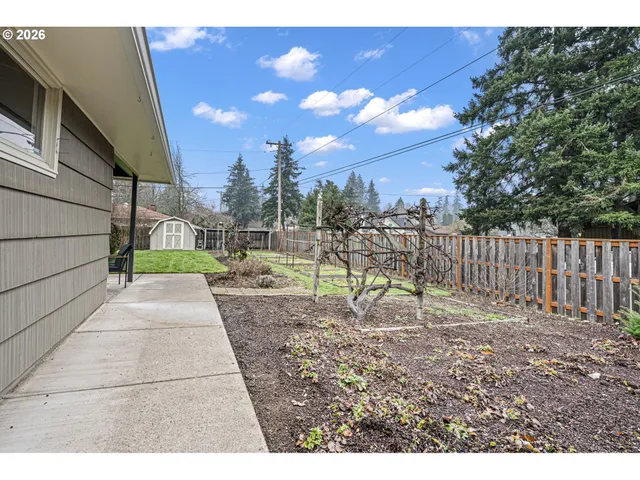 $750,000 | 1193 Rio Glen Drive, Eugene, OR 97401