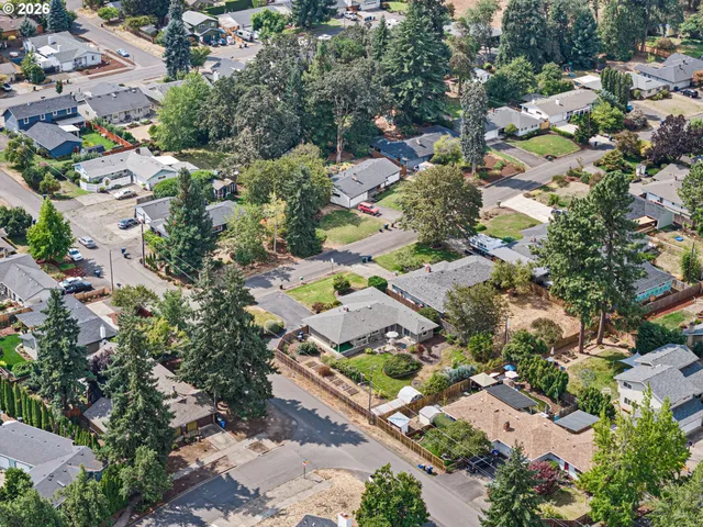 $750,000 | 1193 Rio Glen Drive, Eugene, OR 97401