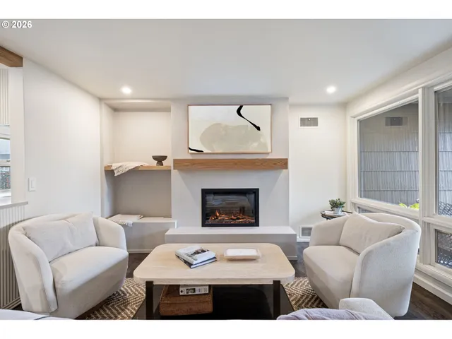 $750,000 | 1193 Rio Glen Drive, Eugene, OR 97401