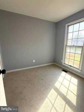 $2,695 | 510 Fairfax Lane, Herndon, VA 20170